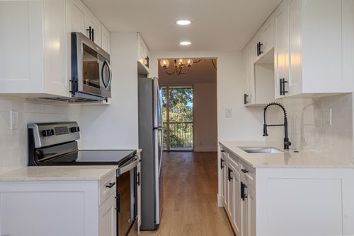 315-3121 Nw 47th Ter, Lauderdale Lakes, FL, 33319-6618 | Card Image