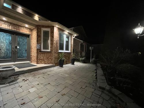 99 Havagal Cres, Unionville, ON, L3P7G3 | Card Image