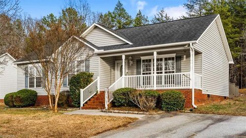 23 Thomasville High Dr, Thomasville, NC, 27360-2552 | Card Image