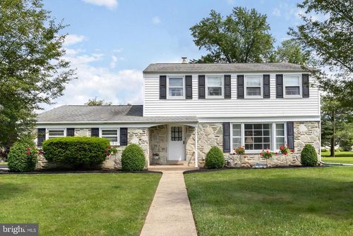 3765 Blake Rd, HUNTINGDON VALLEY, PA, 19006-3008 | Card Image
