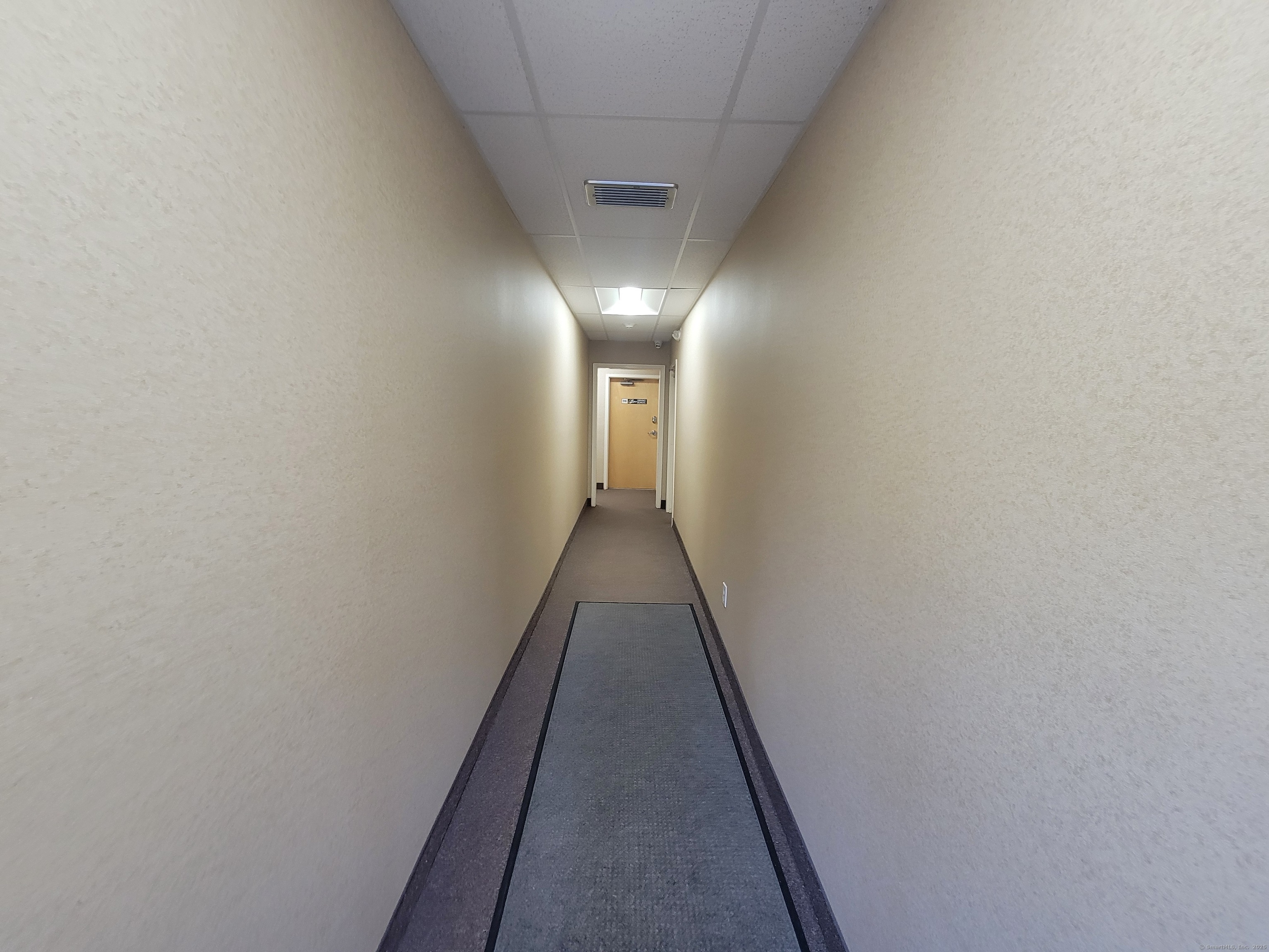 Commercial Lease in Brookfield 3