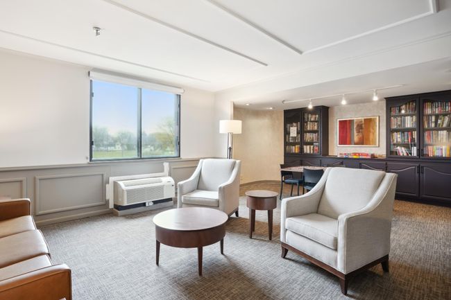 APT-410 - 1181 Edgcumbe Rd, Condo with 1 bedrooms, 1 bathrooms and null parking in Saint Paul MN | Image 12