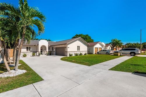 14755 Sw 172nd St, Miami, FL, 33187-1782 | Card Image