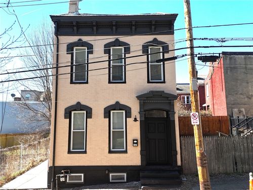 1327 Reddour St, Pittsburgh, PA, 15212-4656 | Card Image