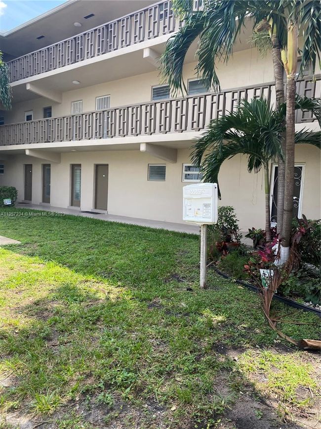 APT-209 - 1480 E Sample Rd, Condo with 1 bedrooms, 1 bathrooms and null parking in Pompano Beach FL | Image 14