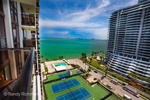 717-600 Ne 36th St, Miami, FL, 33137-3933 | Card Image