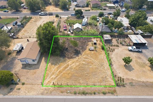 NKA N St, Wapato, WA, 98951 | Card Image
