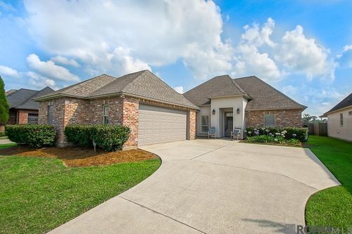 13516 Quail Grove Ave, Baton Rouge, LA, 70809-5264 | Card Image