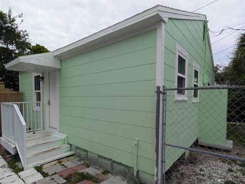 1834 28th Ave N, ST PETERSBURG, FL, 33713-4141 | Card Image