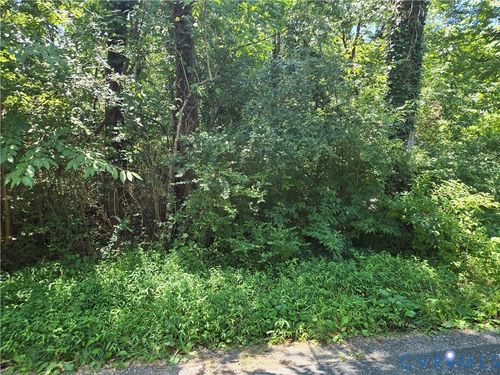 595 Woodfork Rd, Charlotte Court House, VA, 23923-3729 | Card Image