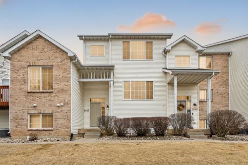 2043-2043 Derby Ln, Belvidere, IL, 61008-9121 | Card Image
