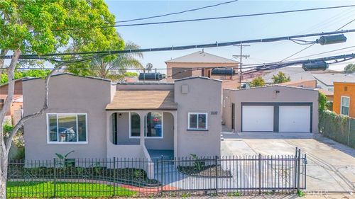 8110 S Denker Ave, Los Angeles, CA, 90047-2870 | Card Image