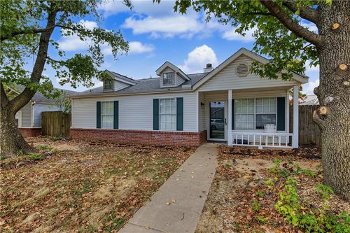 1602 Parkview Pl, Bentonville, AR, 72712-6650 | Card Image