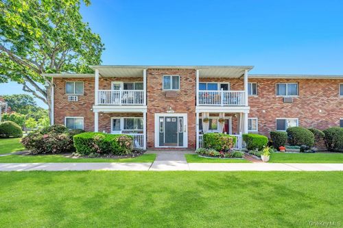 2d-57 Adams Rd, Central Islip, NY, 11722-2238 | Card Image