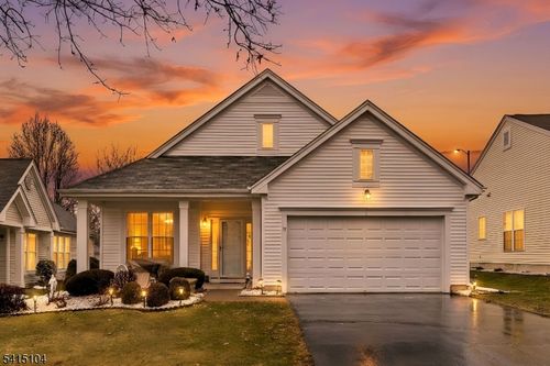 17 Stafford Ln, Belvidere, NJ, 07823-1725 | Card Image