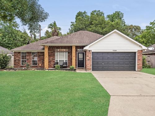 7250 Hidden Valley Dr, Beaumont, TX, 77708-1215 | Card Image