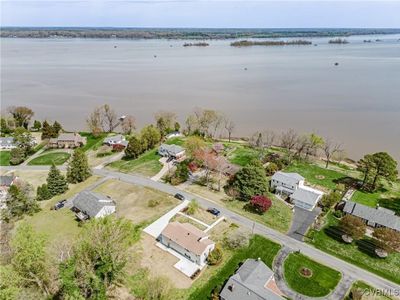 Bird's eye view featuring a water view | Image 1