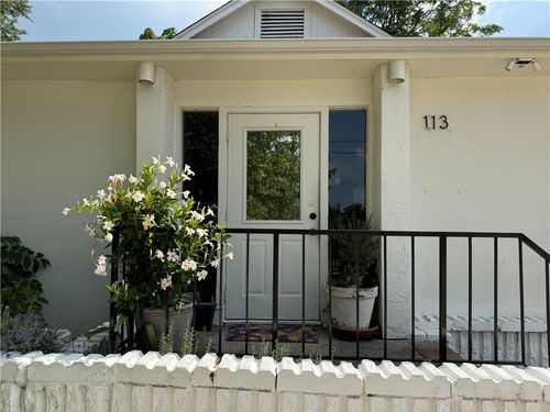 113 E Davidson Street, Fayetteville, AR, 72701 | Card Image