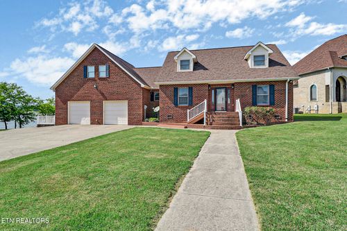 504 Gunters Way, Harriman, TN, 37748-5045 | Card Image
