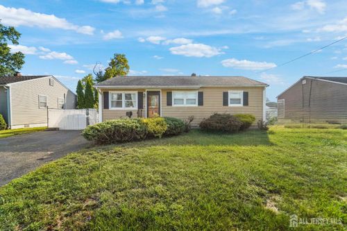 122 3rd St, Middlesex, NJ, 08846-2134 | Card Image