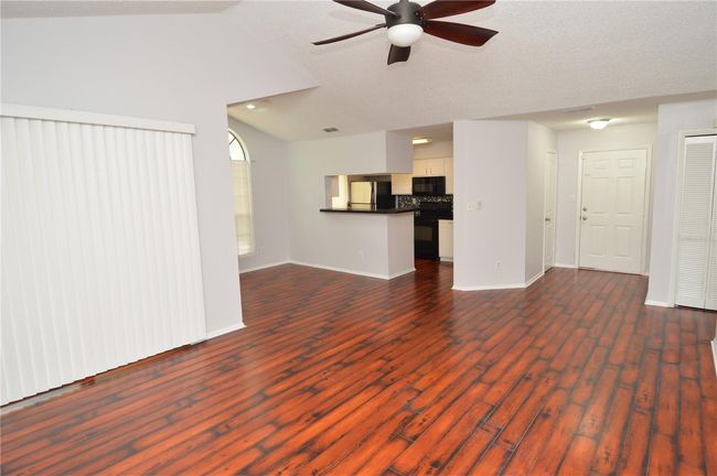 UNIT-204 - 8605 Mallard Reserve Dr, Condo with 2 bedrooms, 2 bathrooms and null parking in TAMPA FL | Image 6