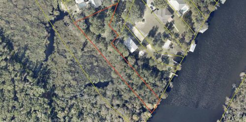 2 Creekview Ave, Freeport, FL, 32439-5436 | Card Image