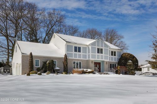 31 Verrazano Dr, Middletown, NJ, 07748-3546 | Card Image