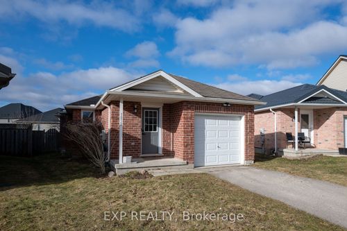 1852 Bloom Cres, London, ON, N5X4N2 | Card Image