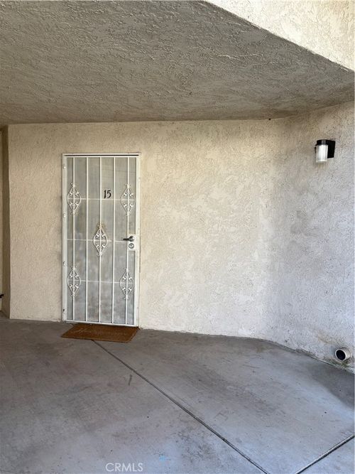 15-7001 Church St, Redlands, CA, 92374 | Card Image