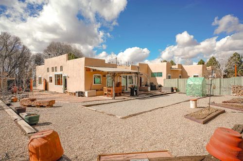 h-525 La Lomita Rd, Taos, NM, 87571-6926 | Card Image
