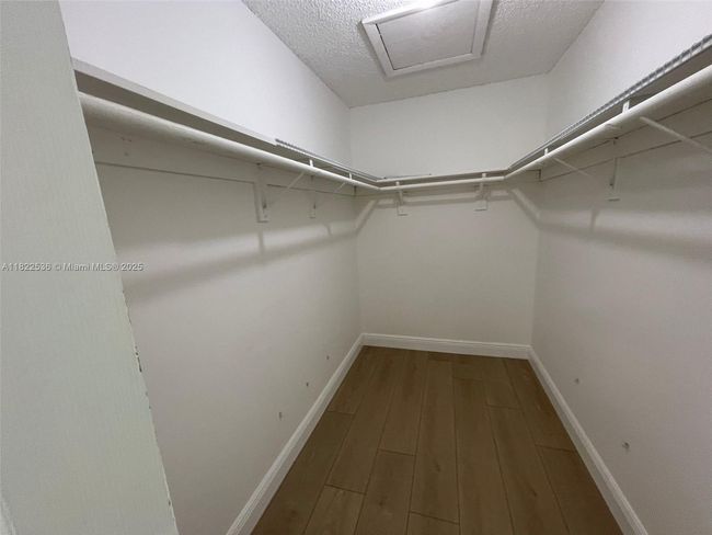 1727 Sw 136 Th Pl, House other with 4 bedrooms, 2 bathrooms and null parking in Miami FL | Image 11