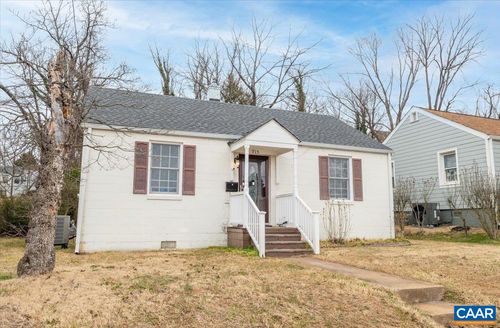 915 Altavista Ave, CHARLOTTESVILLE, VA, 22902-6203 | Card Image