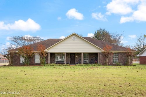 564 Glendale Road, New Albany, MS, 38652 | Card Image