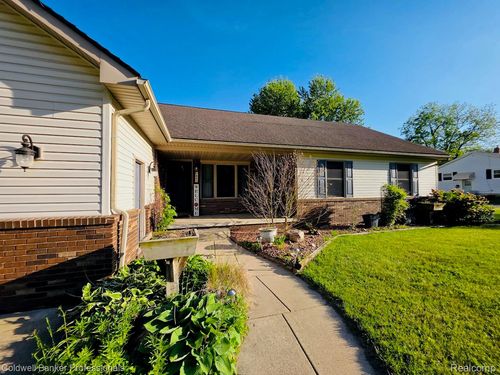 412 Rosette St, Holly, MI, 48442-1341 | Card Image