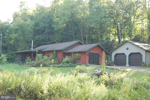 20 Hidden Hill Ln, ROBESONIA, PA, 19551-8875 | Card Image
