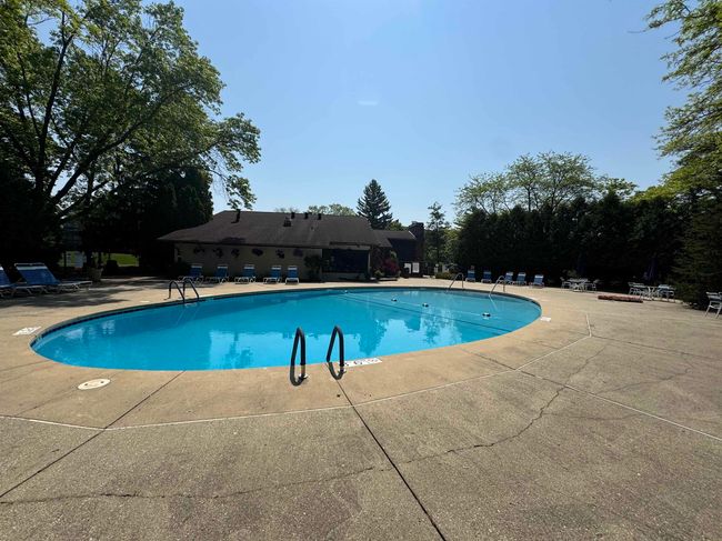 UNIT-168 - 2470 W Good Hope Rd, Condo with 1 bedrooms, 1 bathrooms and null parking in GLENDALE WI | Image 22
