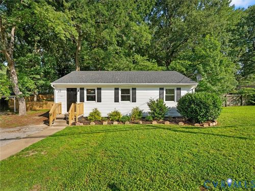 2808 Granby St, Hopewell, VA, 23860-5811 | Card Image