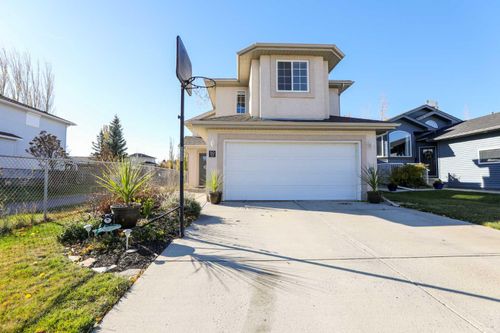 50 Heritage Cir W, Lethbridge, AB, T1K7T3 | Card Image