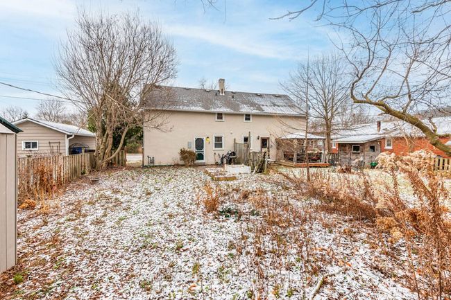 58 Main St N, House attached with 3 bedrooms, 1 bathrooms and 2 parking in Newmarket ON | Image 31