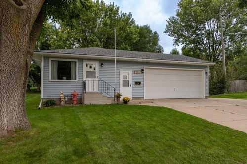 468 Mound St, Owatonna, MN, 55060-2826 | Card Image