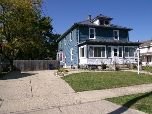 521 Caroline St, Janesville, WI, 53545-2401 | Card Image
