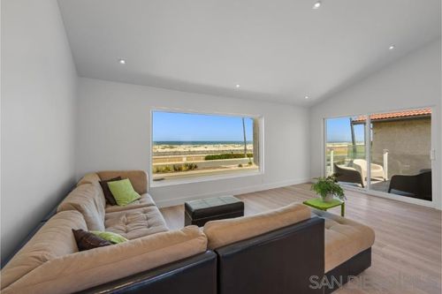 92 Trinidad Bnd, Coronado, CA, 92118-3229 | Card Image