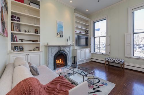 2-47 Dwight St, Boston, MA, 02118-3667 | Card Image