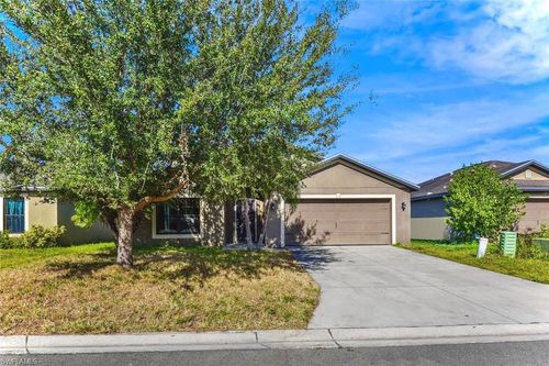 278 Shadow Lakes Dr, LEHIGH ACRES, FL, 33974-0805 | Card Image