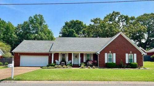 88 Chamberlain Dr, Three Way, TN, 38343-8567 | Card Image