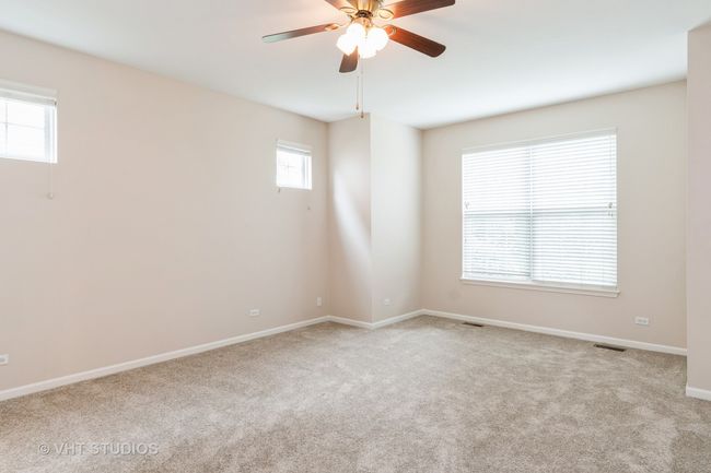 1520 Mansfield Dr, House other with 3 bedrooms, 2 bathrooms and 2 parking in Aurora IL | Image 13