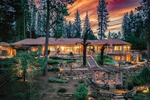10990 Northcote Pl, Nevada City, CA, 95959-8317 | Card Image