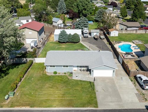 4805 S Jean St, Kennewick, WA, 99337-4506 | Card Image