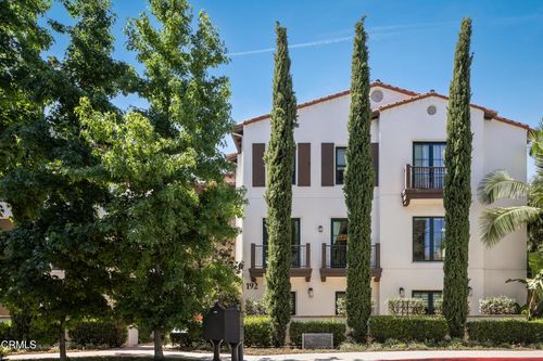 301-192 S Orange Grove Blvd, Pasadena, CA, 91105-1747 | Card Image