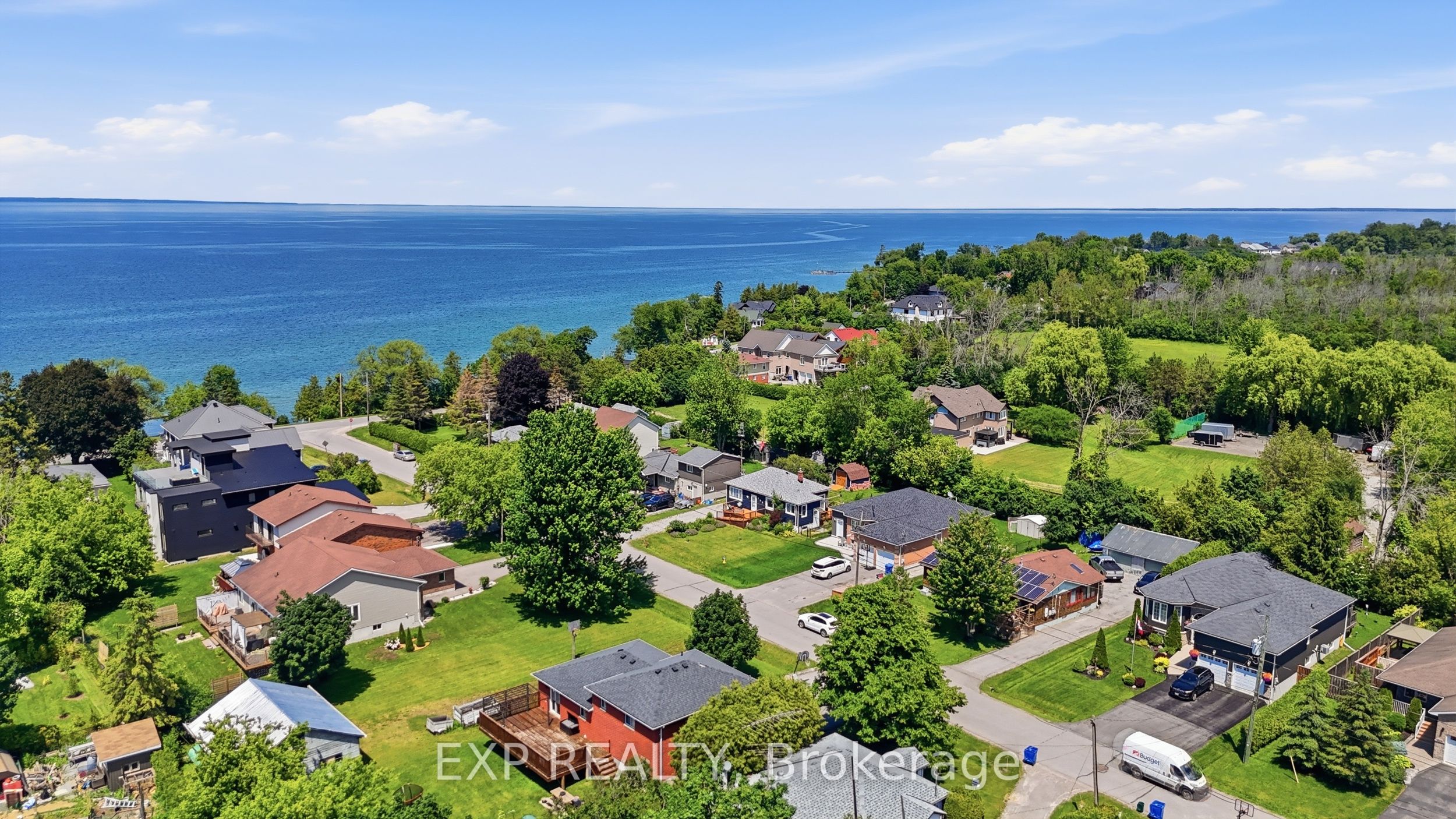 Residential in Georgina 5